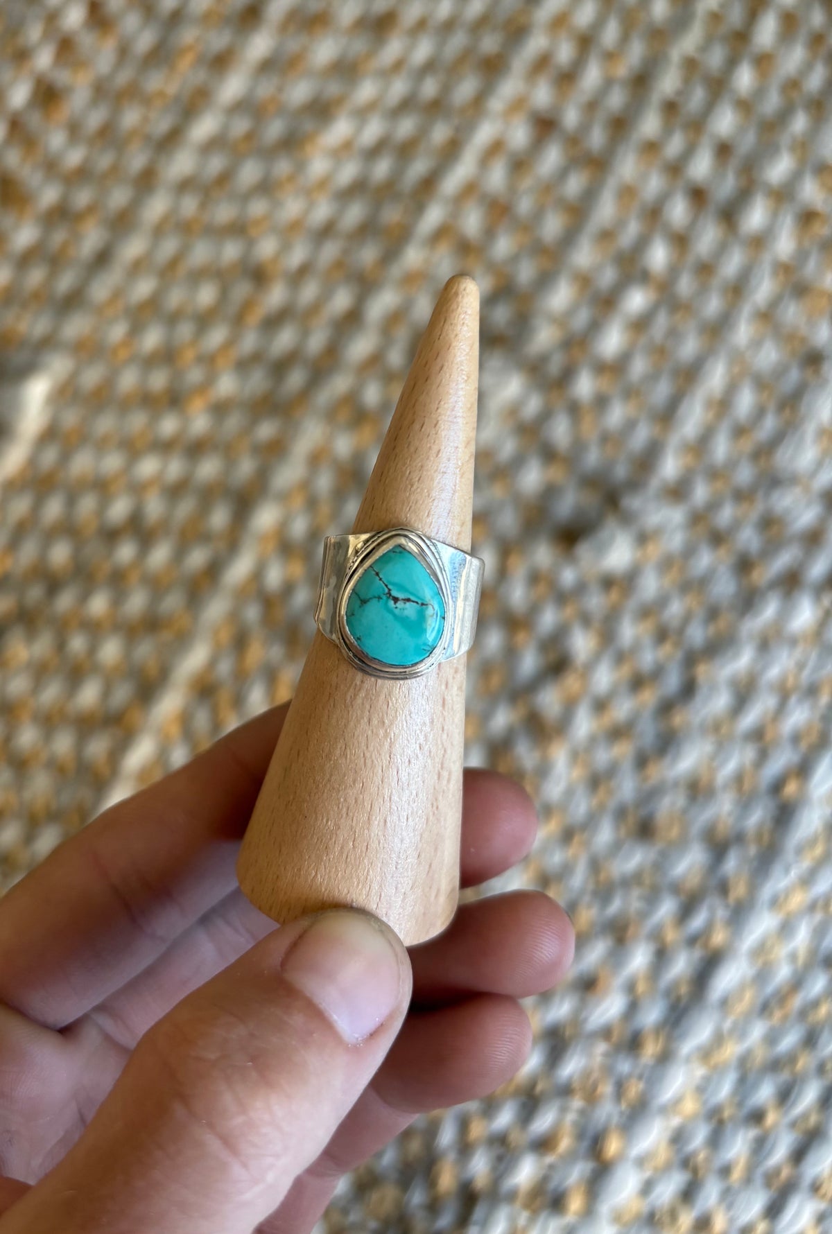 Teardrop Band - Size 7/O
