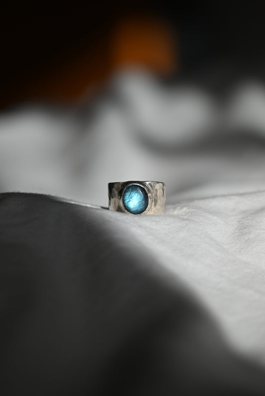 Hammered Labradorite Band