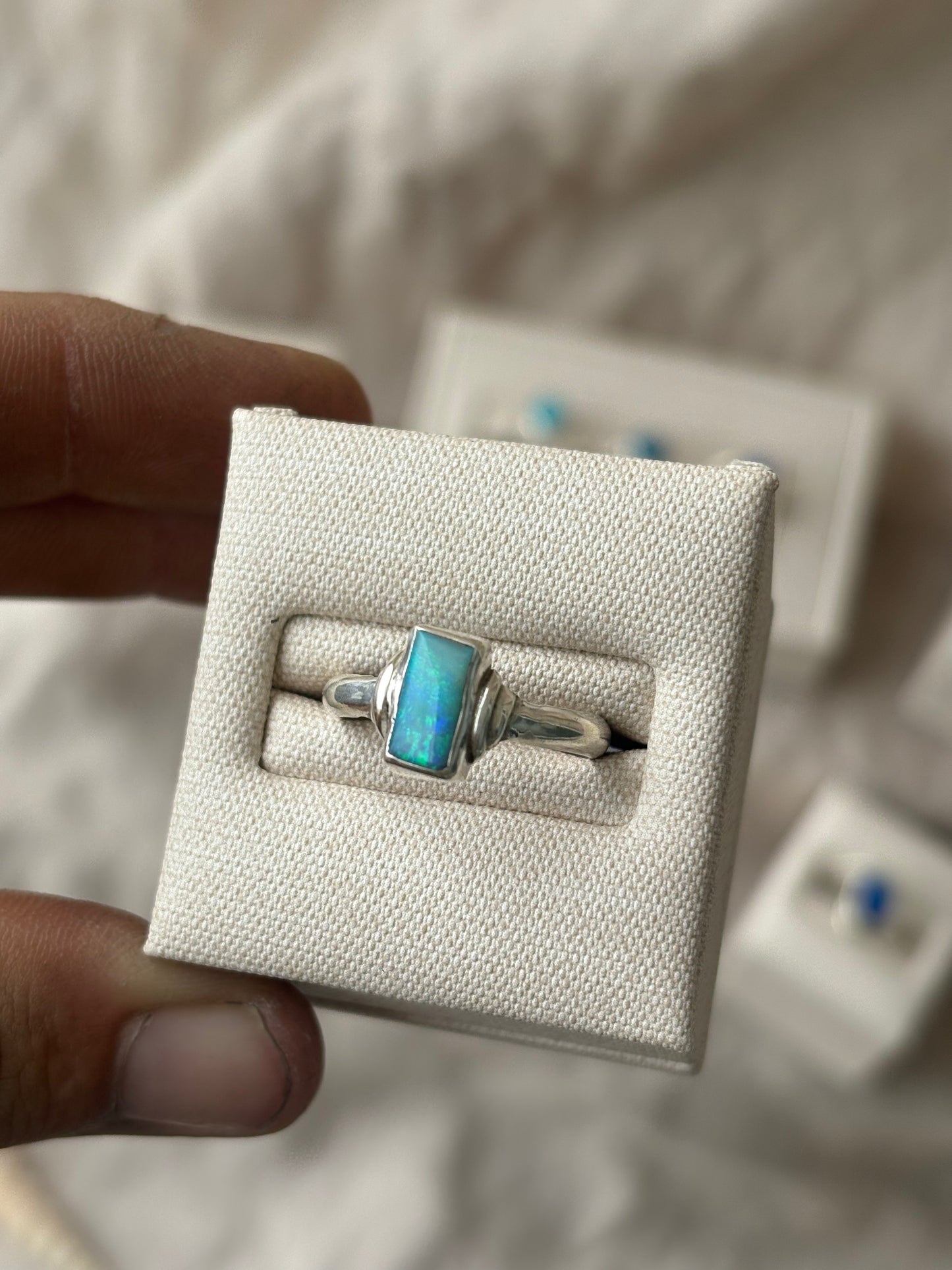 Simple Opal Square - Size  P / 7 1/2